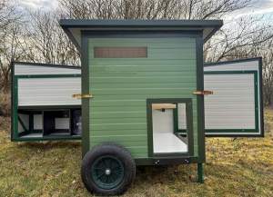 mobiler Hühnerstall Henni 6 mit 2 Räder isoliert für 6 Hühner - lackierte Stahlkonstruktion