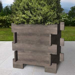 Mittelgroßer Pflanzkasten H 40 mit den Maßen 40 x 40 aus HPL
