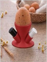 Eierbecher im 4er Set mit Salz- & Pfefferstreuer